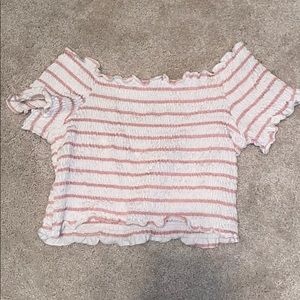 Cute Crop Top W/Lettuce-Edge Trim